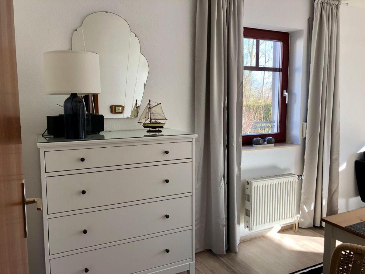 Ferienwohnung-Klaus-Stoertebeker-Mit-Sonnenterrasse-Garten-Zwischen-Strand-Wald-Und-Wiese Gustow  Zewnętrze zdjęcie